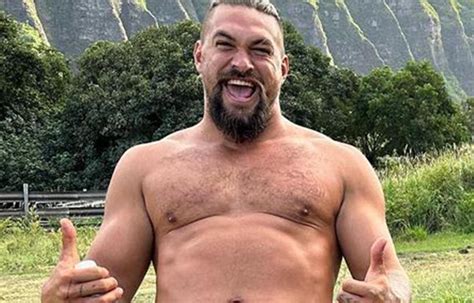 The “Aquaman” star, 43, shared new photos and videos from an outing in Hawaii with jiujitsu pro Gordon Ryan and a woman who appears to be bodybuilder and …